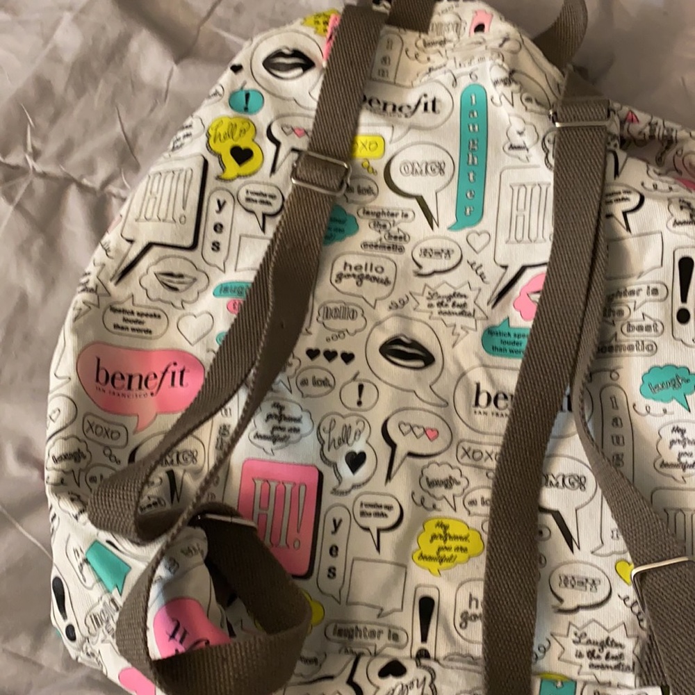 Backpack - Picture 4 of 5
